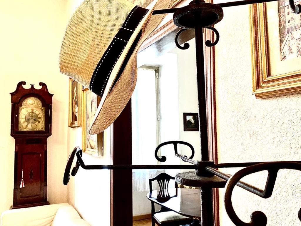 Traditional Style In The City Center Rom Exterior foto